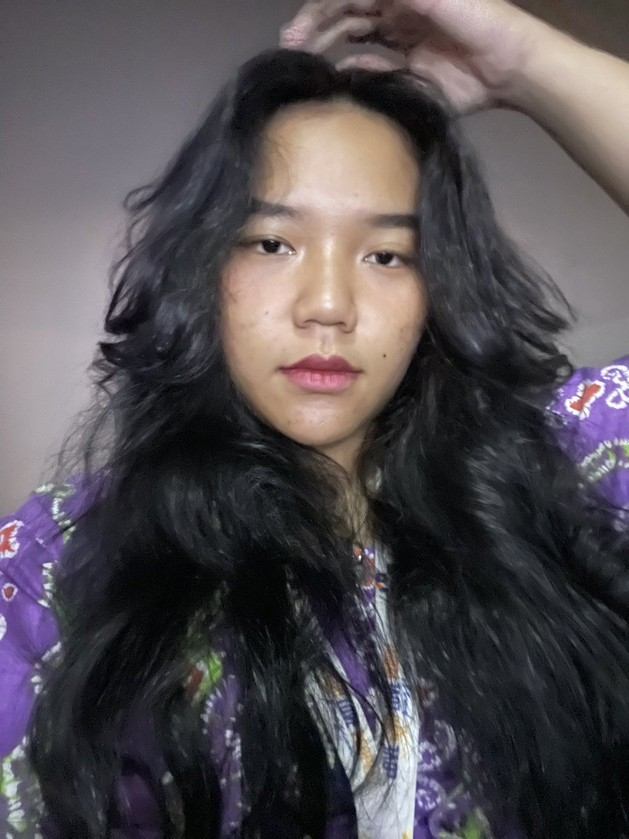geevandy's tweet photo. tebak vibes jaman apa… krn aku liat foto-fotoku ini kyk ber-aura bgt…. (jujur,, ini gk NPD yh) https://t.co/i0geuZ8jq5