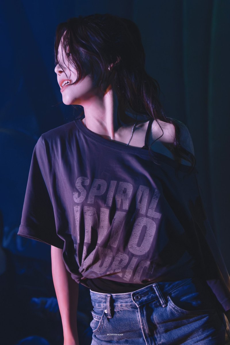 __evening_star's tweet photo. 라고 하신 어떤 분의 콘서트 https://t.co/Z9GpWT5ebX