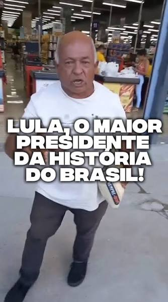 futebolepolitic's tweet photo. @minhainflacao Ai quem vai aparecer.......este cidadão (que tem o mesmo peso de voto que vc) kkkkkkkkkkkkk https://t.co/Dts4XthNoC