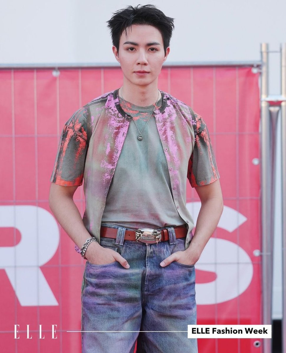 TheePopCore's tweet photo. Zee Pruk looks flawlessly handsome and charming at the Diesel fashion show in Milan. https://t.co/vabtVcTnGP