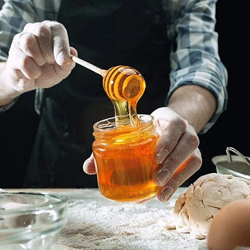 A Worker Bee Produces Surprisingly Little Honey in Its Lifetime

A single worker bee contributes only a tiny amount of honey during its short life, while thousa