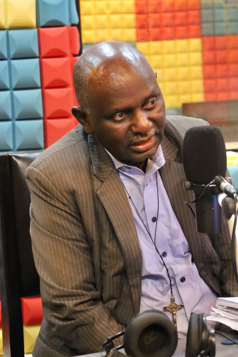 Mglsd_UG's tweet photo. Happening now: talkshow on Radio 7, 100.7fm in Masindi. Hon.@JacqueMbabazi, addressing issues affecting older persons; including; access to health services, enhancement of the grants, plans to address errors in national IDs of the elderly, and alot more. @NIRA_Ug @GCICUganda https://t.co/t6NJAfcYcF