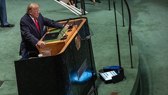 cubadebatecu's tweet photo. 🇨🇺🌐🇺🇸El canciller cubano Bruno Rodríguez rechazó las afirmaciones de Trump sobre Cuba durante su discurso ante la Asamblea General de la ONU. 

🔗https://t.co/YZWbPfiHLE https://t.co/04MER6qeB0