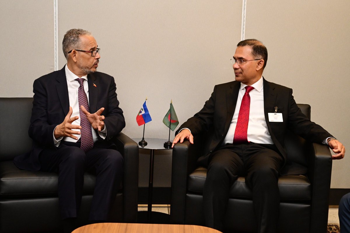 bdbnp78's tweet photo. On the sidelines of the 81st Session of the United Nations General Assembly, BNP Chairman and Prime Minister Tarique Rahman held a bilateral meeting with Haiti’s Prime Minister @citoyendidier at the UN Headquarters in New York.

The two leaders discussed Bangladesh-Haiti bilateral relations, matters of mutual interest, and avenues for regional and international cooperation.

They also exchanged views on strengthening cooperation for the mutual benefit of the two peoples and expanding bilateral ties across various areas.

#PM #TariqueRahman #BNP #Bangladesh #Haiti #BilateralMeeting #UNGA81