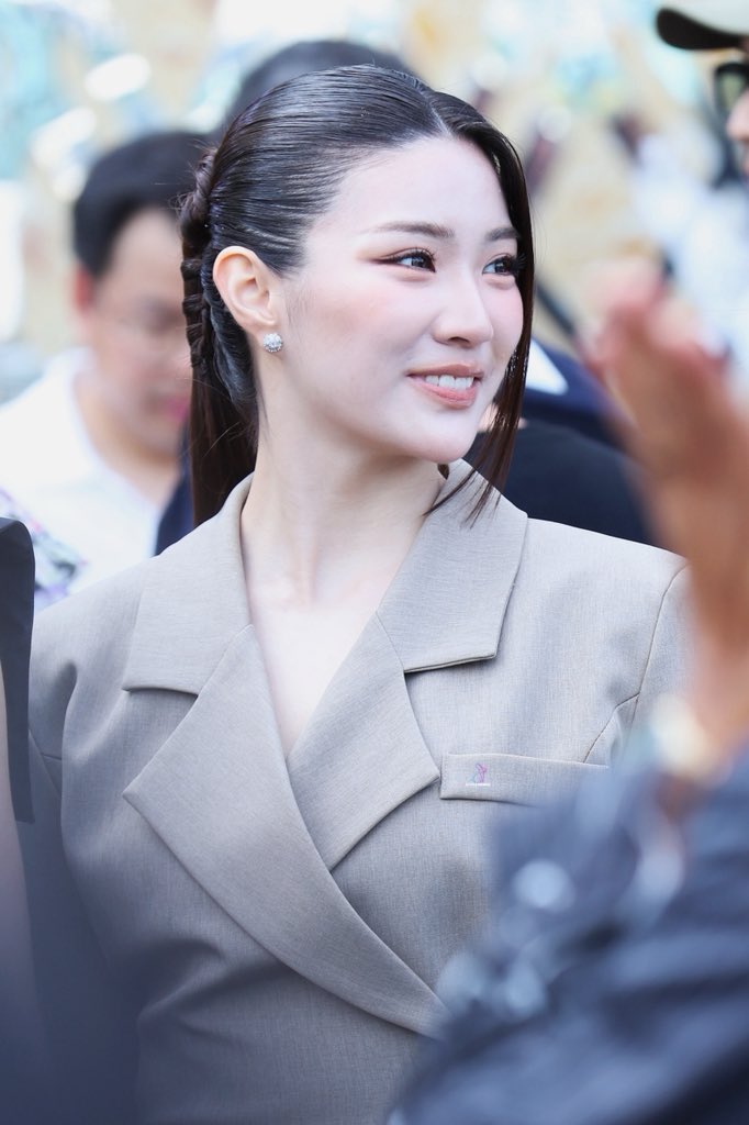littleprince_21's tweet photo. 🦙 @ginnynatnicha 

GINNY PRESS EFW2026 ICONSIAM
#GinnyXPressEFW2026
#ginnynatnicha https://t.co/vXRYXAghfb