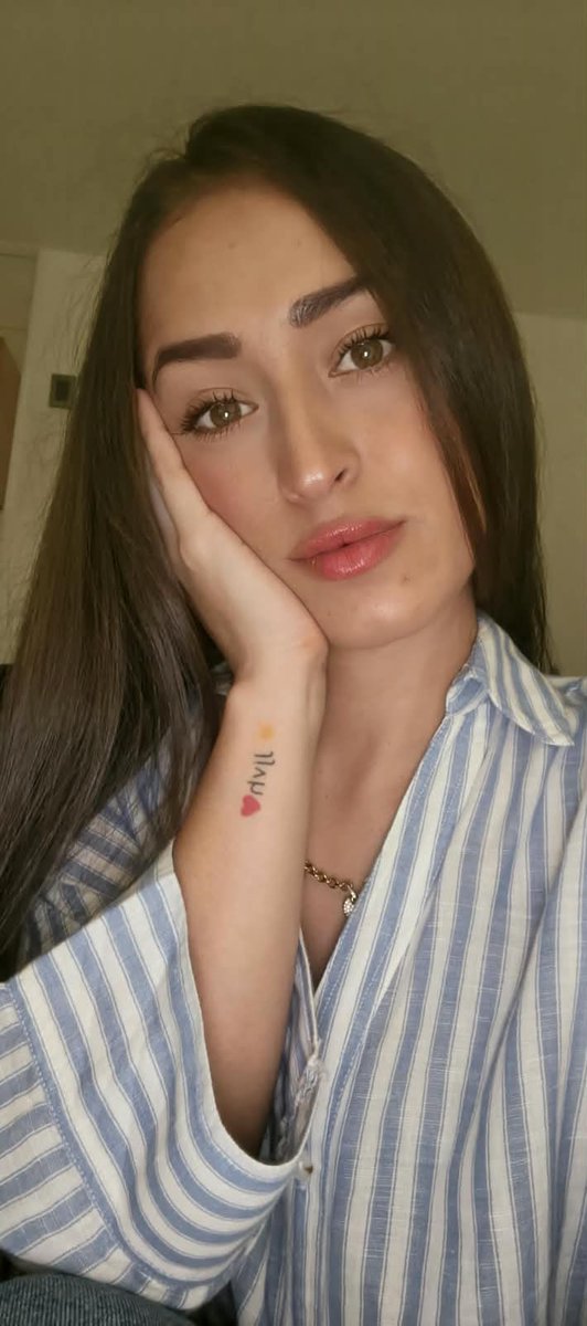 ZoeMoretti12's tweet photo. Lindo martes mis amores ❣️🥰.
#CDMX
https://t.co/degqwxCAJT https://t.co/v6dScXrsK0