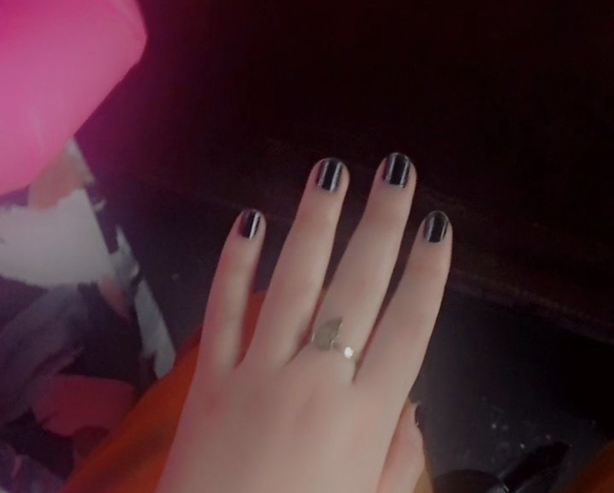 Maryam_les0's tweet photo. 💅🏼 https://t.co/wUgAtCqggb