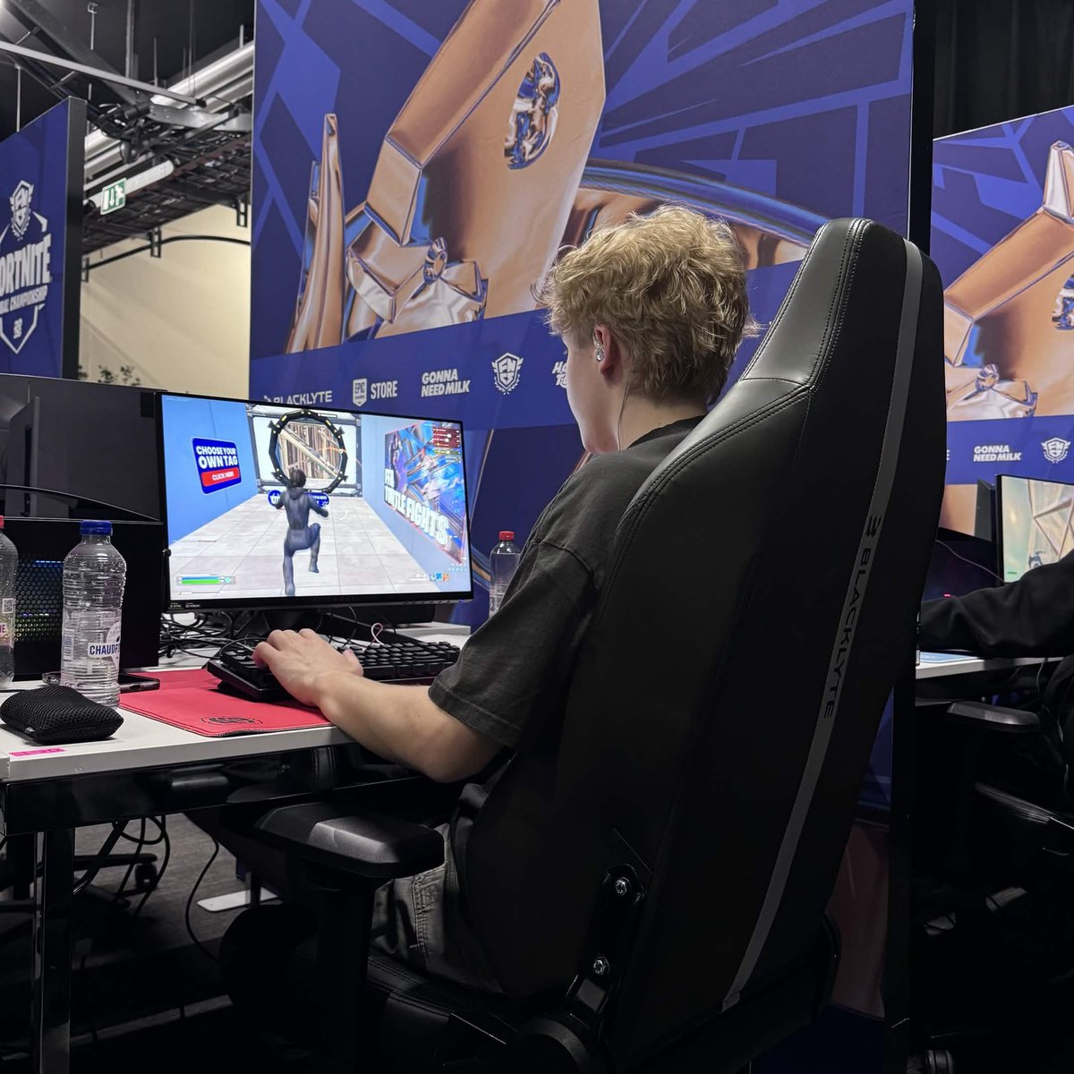 DVSOCE's tweet photo. First look at the Global Championship Practice Room π₯
We're ready to dominate this weekend! #StayDevious https://t.co/0c1rD8HpQE