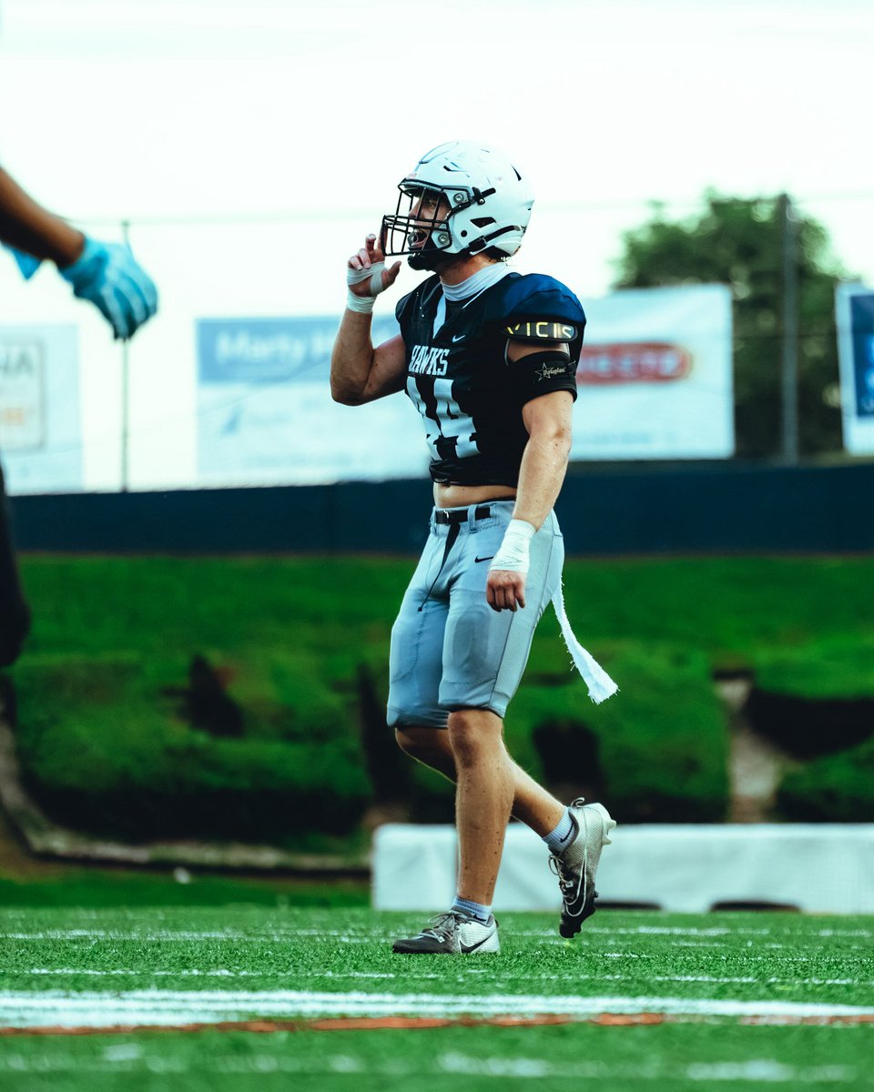 BroganJohnson44's tweet photo. Here’s some highlights from my first 3 weeks!

@coachshoeUHS @UrbanaHawksFB @PrepRedzoneMD @EdOBrienCFB

 https://t.co/nnCJUv45I7 https://t.co/A4VmJuw5u8