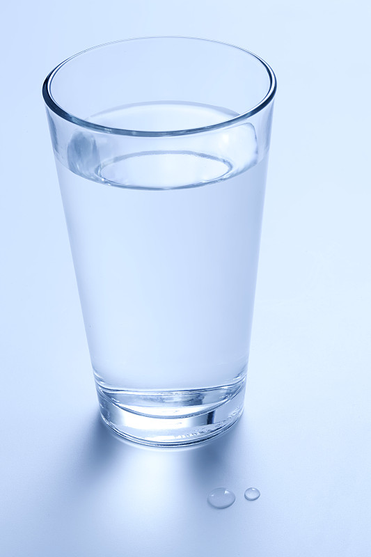 OlgaBiddiezlm's tweet photo. Staying hydrated boosts energy, sharpens focus, and supports immune function—sipping 8 glasses of water daily is a small, impactful health habit! https://t.co/r87EBcrLvw