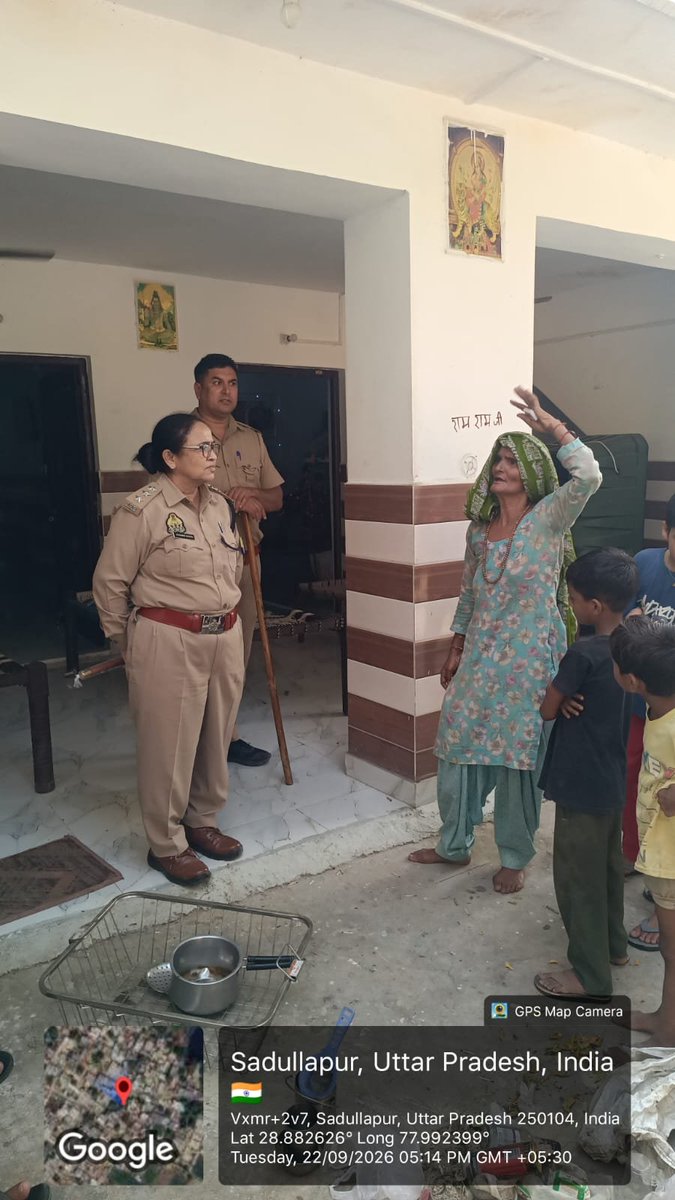 upexcise's tweet photo. आबकारीआयुक्त,
उ०प्र० के आदेश के क्रम में जिलाधिकारी,मेरठ एवं संयुक्त आबकारी आयुक्त मेरठ जोन ,उप आबकारी आयुक्त मेरठ प्रभार के  कुशल पर्यवेक्षण व जिला  आबकारी अधिकारी, मेरठ के नेतृत्व में अवैध शराब के निर्माण, बिक्री एवं परिवहन की रोकथाम के संबंध में  प्रवर्तन अभियान के अंतर्गत आज दिनांक
22.09.2026 को  आबकारी निरीक्षक क्षेत्र-2 मवाना बेबी चांद खान मय स्टाफ द्वारा थाना परीक्षितगढ़ के  ग्राम कैली तथा थाना किठोर के ग्राम भडोली तथा अन्य संदिग्ध स्थानों पर दबिश व छापेमारी की गई। दबिश व छापेमारी के दौरान कोई अवैध शराब बरामद नहीं की गयी।
       थाना किठोर के अंतर्गत देशी  व कंपोजिट दुकानों का आकस्मिक निरीक्षण किया गया तथा गोपनीय रूप से टेस्ट परचेज कराया गया। पोस मशीन से स्कैन की बिक्री व रजिस्टर से बिक्री एवं स्टाक का मिलान किया गया तथा विक्रेताओं को 100% पोस मशीन से स्कैन करके बिक्री करने एवं ओवर रेटिंग नहीं करने के सख्त निर्देश दिए गए।

@upgovt @nitinagarwal_n @chiefSecyUP
@infodeptup @uppolice @DmMeerut
