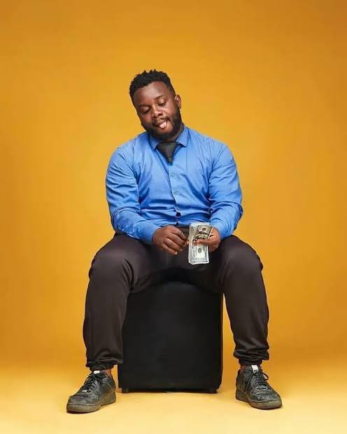 unkle_renzoo's tweet photo. 5k dey today again!

Gather my people!

QUOTE with your aza &amp; add #LUJOMOVEMENT https://t.co/oZas1MpvCQ