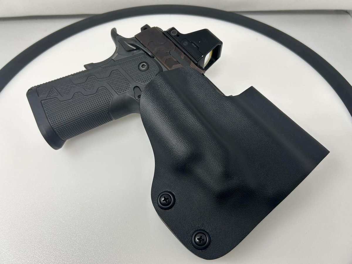 RedHillTactical's tweet photo. OLight PLX and PLX GL are fully supported.
#olight #everydaycarry #pocketdump #olightworld #osight https://t.co/9QtUckP6g2