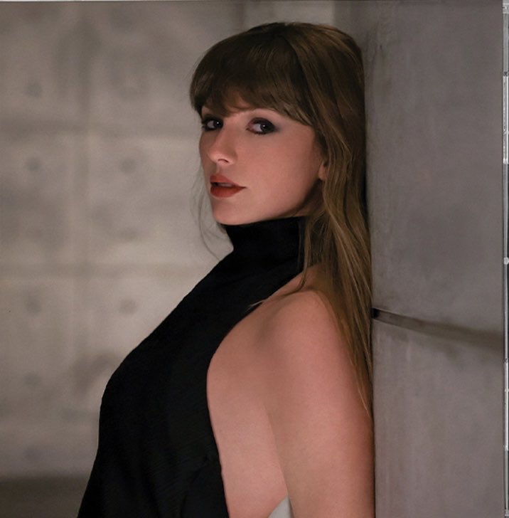 LaTayMexicana's tweet photo. NUEVA CANCIÓN DE TAYLOR SWIFT 

SE LLAMA PATIENT ZERO https://t.co/RFa2zTaz0J