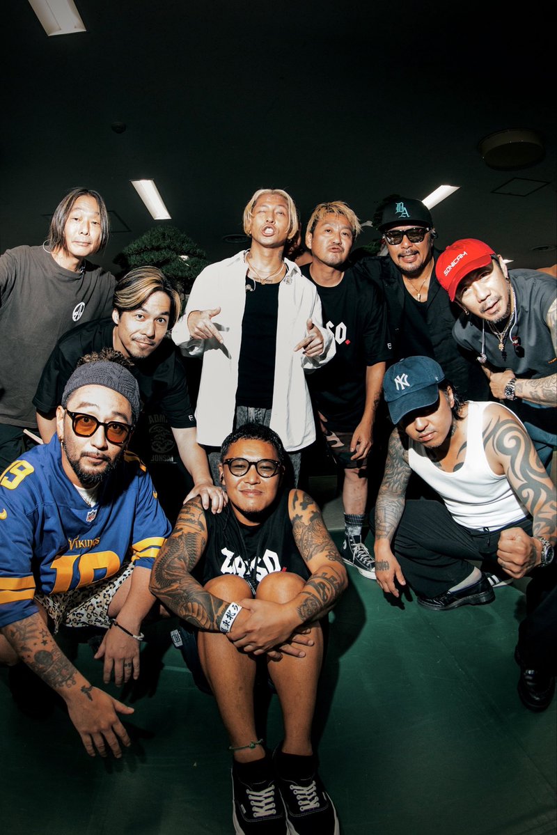 TSUYOSHI_PTP's tweet photo. 今日はDragon Ashで
ZASSO@大阪城ホール

濃いメンツの濃い一日だった
元々大好きな曲だけど
今日の「ROCK BAND」はちょっと
忘れられないくらいグッときちゃったな

トンマありがとう
お疲れちゃん https://t.co/gC5xsdIu8u