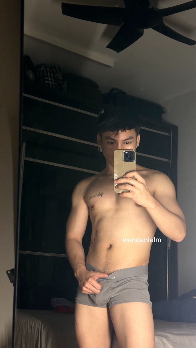 thedanielee's tweet photo. help me lower it down https://t.co/2vzXdedx5C
