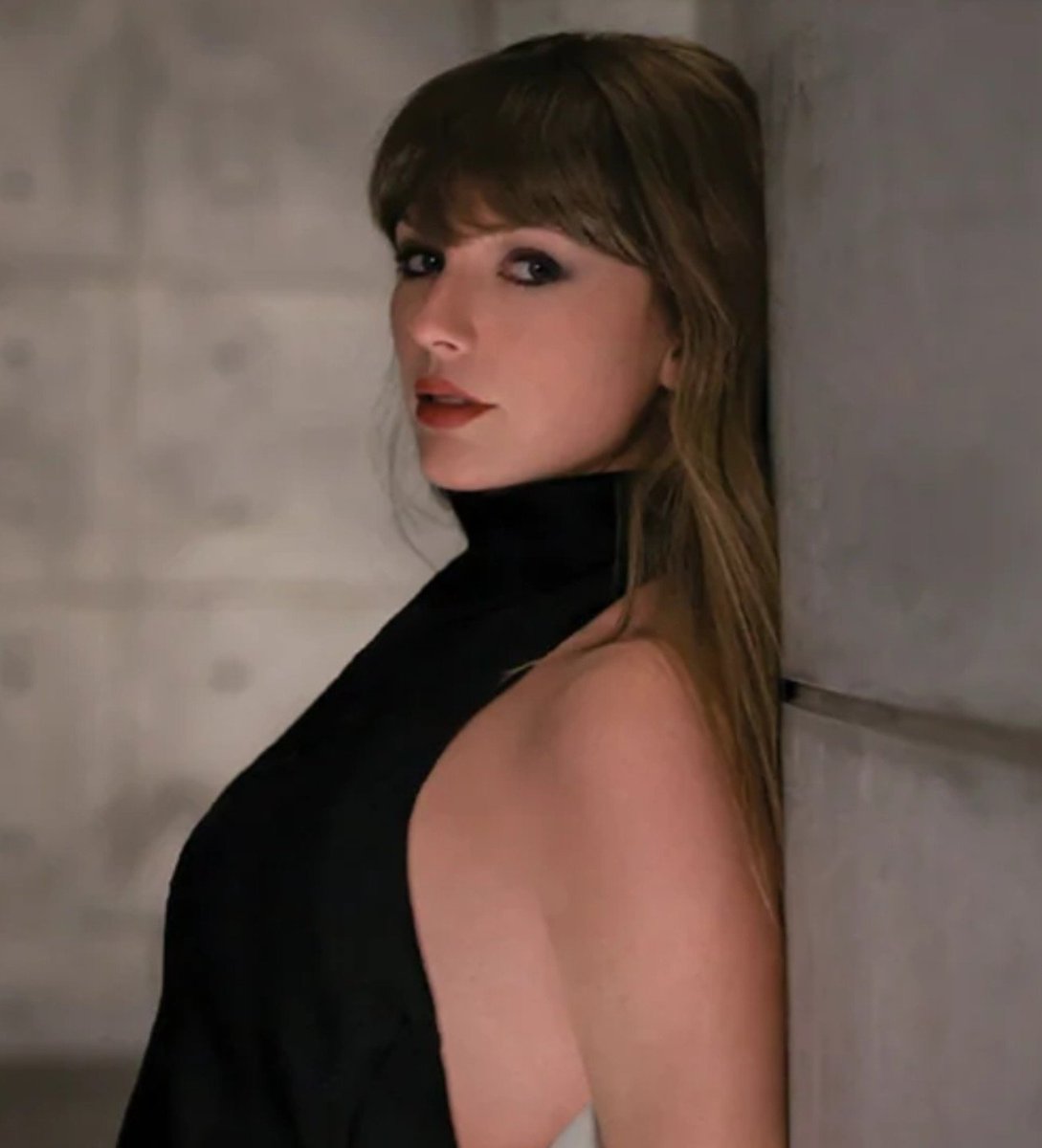 besttofswift's tweet photo. HELLO????!! https://t.co/YuAWTzJ6b6