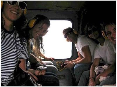 jpradach1's tweet photo. Martín santos:
#SiempreHayUnaFotografía !
Pobre mrka @MartinSantosR 😁😁 !
Critíca a dela Espriella por sus viajes en Helicóptero y el usaba los del Ejercito Nacional de Colombia para pasear con los amiguis.! Baboso..! https://t.co/Z4v9j95i1a