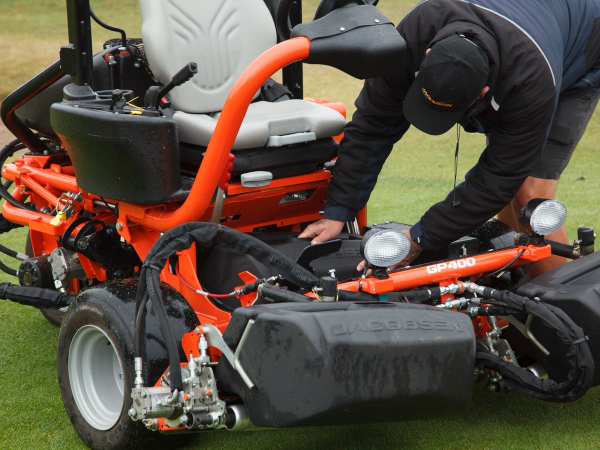 JacobsenTurf's tweet photo. When reliability is critical, the GP400 delivers.
Featuring easy access to key service points and a proven design, the GP400 helps reduce maintenance time so you can focus on producing your best turf.
#Jacobsen #GP400 https://t.co/MKfeDtkPAu