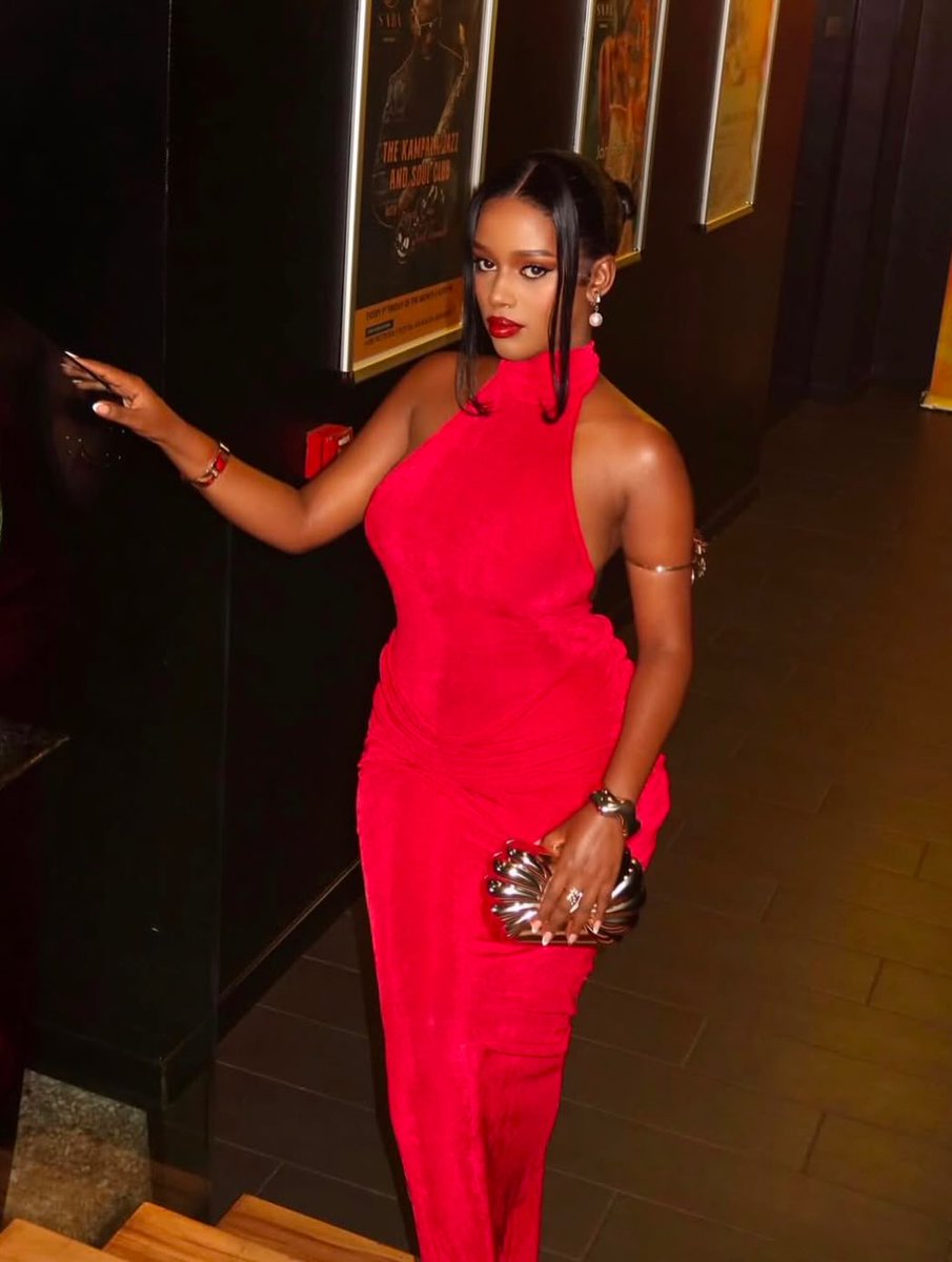 TheaSaucetdd4's tweet photo. New Dress

Sizes: S, M, L, XL 
Price: 40, 000 TSH 
Material: High quality 
Colors: Red, black, and white 
Location: Aggey na Msimbazi 
Contact: 0718805932 https://t.co/C85Ag33LRR