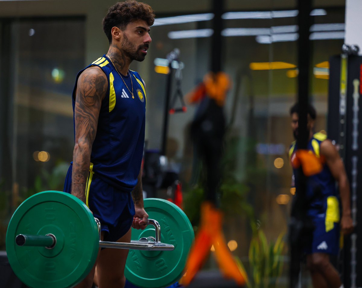 AlNassrFC's tweet photo. تدريـبٌ جديـد 🔋 https://t.co/yB4rdnQGyf