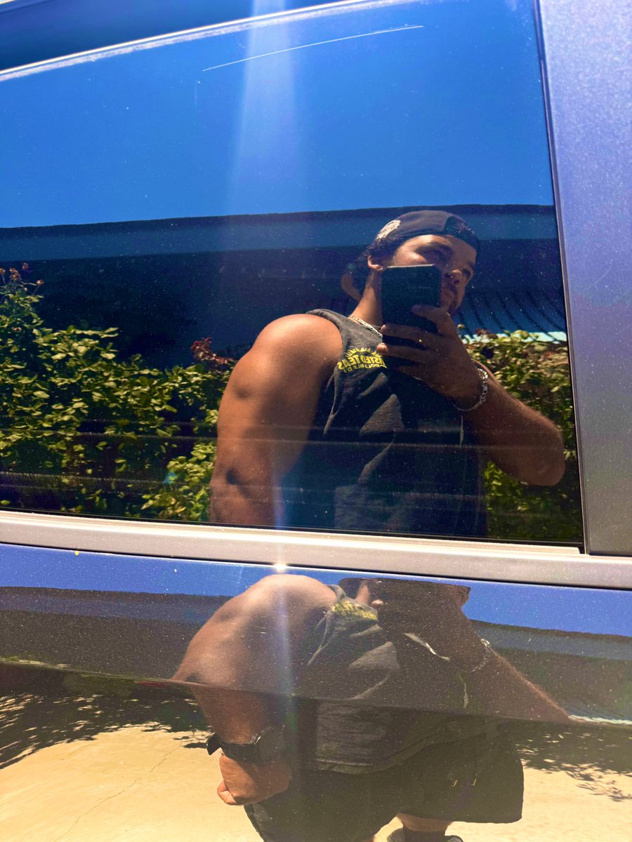 Bigfluff_F4i's tweet photo. Dropping 85lbs this year has been my best accomplishment so far🙌🏽 still have a little more to go💪🏽

#weightloss #gym #progress #health #socal https://t.co/40RDQ9s1ZM