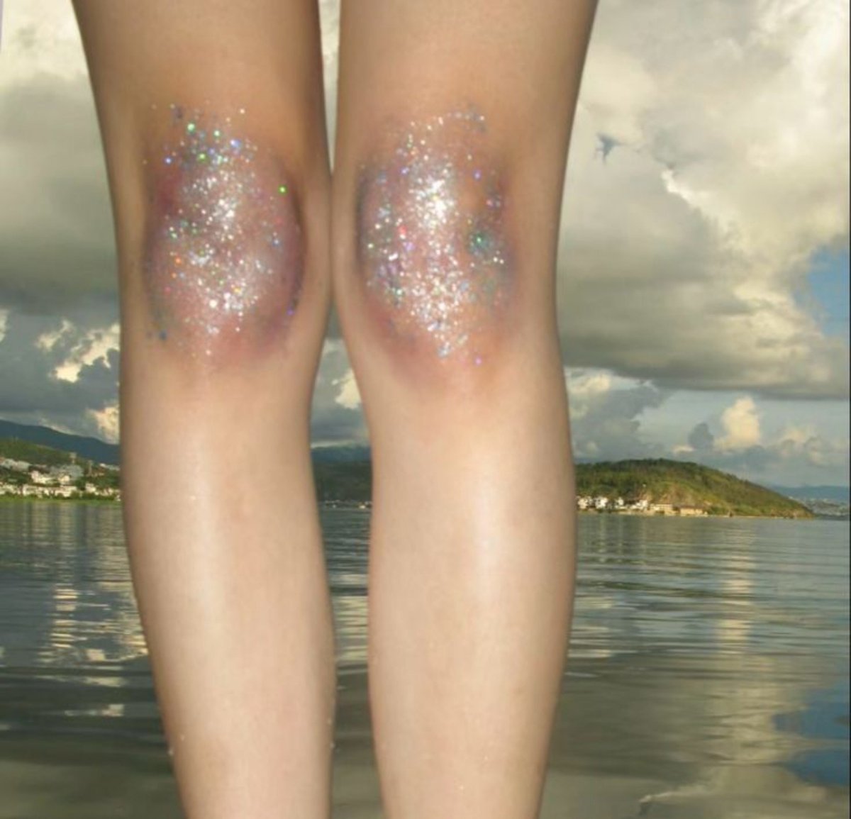 naturaholic's tweet photo. some girls are born with glitter in their veins https://t.co/X4A1ziGU72