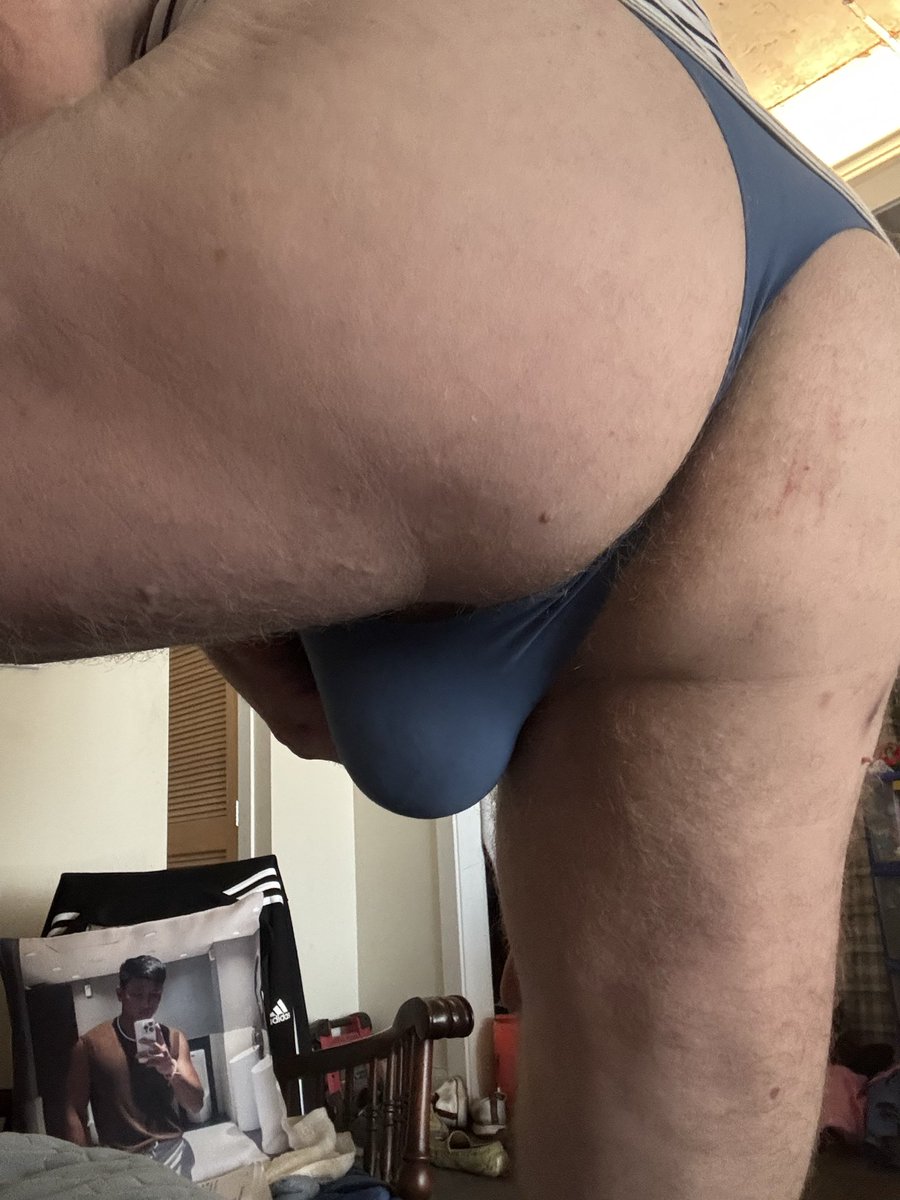 jock_skippy's tweet photo. @bulgesportboy Blue Tuesday as well !! 😈😈😈 https://t.co/9RlecCDCyp