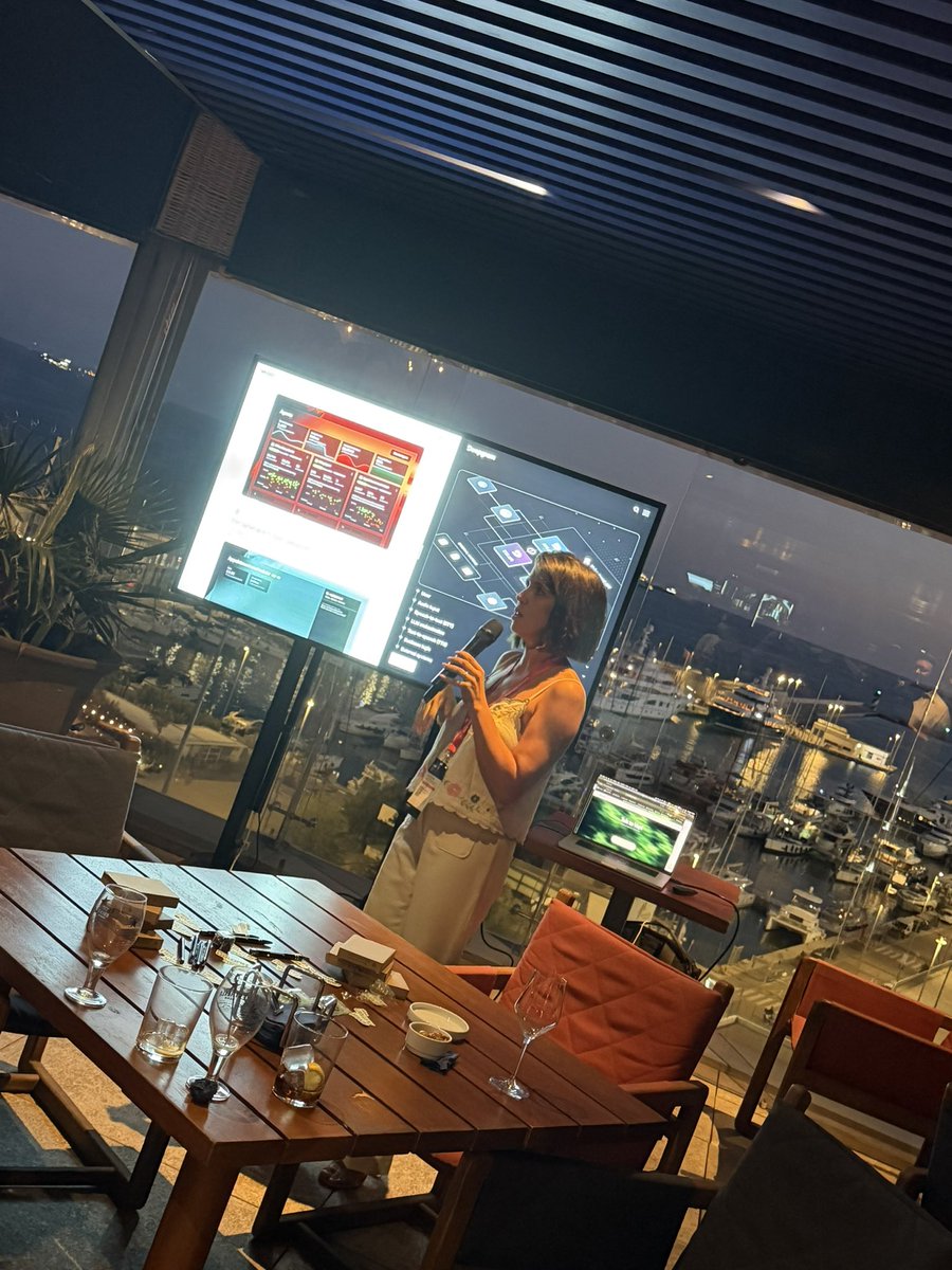 picsoung's tweet photo. Voice agents with a view at @Vapi_AI @DeepgramAI rooftop party in Barcelona 🥳 https://t.co/s5WNglYmUY