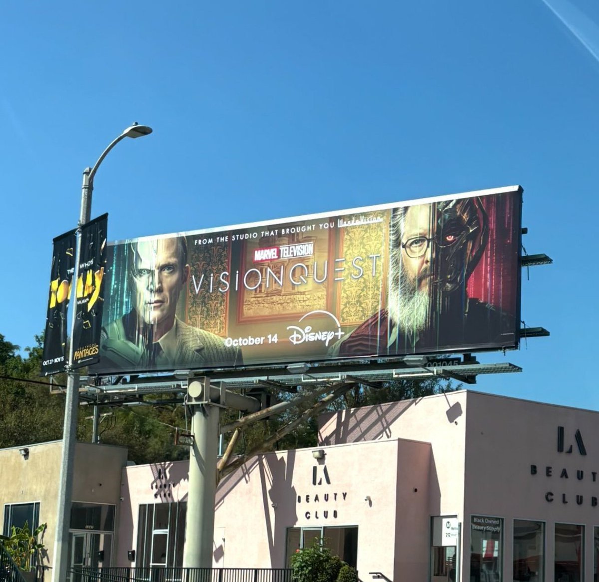 MCUFilmNews's tweet photo. New look at ‘VISIONQUEST’ billboard.

(📸: @wovsny) https://t.co/G5qjxJKnHY