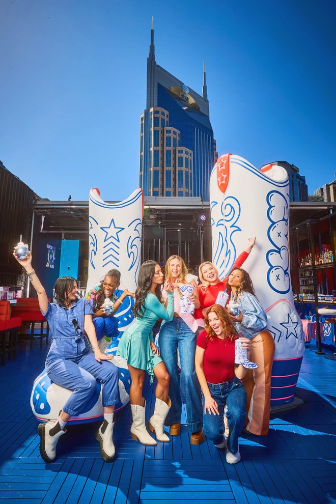 nashlifestyles's tweet photo. Your Next Nashville Night Out Should Feel Like Play! Giant games, friendly competition and playful cocktails make Play Playground an anything-but-ordinary downtown destination. Plan Your Playdate here! https://t.co/GDCwGEq3QV https://t.co/IcZrv6mnv0