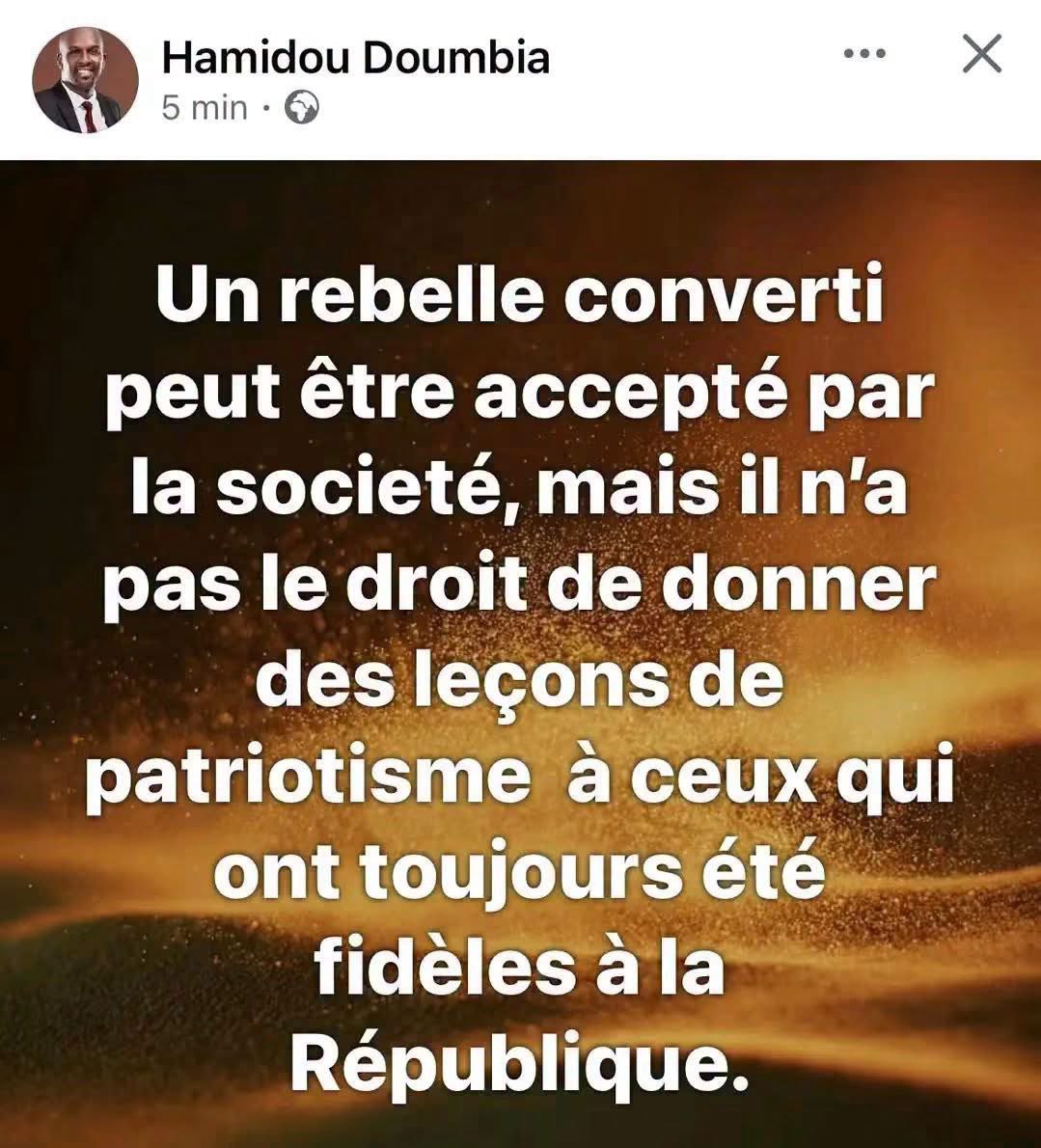 CheickIbtidiani's tweet photo. 📍#Mali 
Voilà une personne qui aspire à diriger le Mali un jour… 🤦🏿‍♂️ Et ce sont ces mêmes personnes qui nous parlent de réconciliation nationale et de négociation !
J’ai mal à mon Mali 😞 https://t.co/5x5gbUPTrw