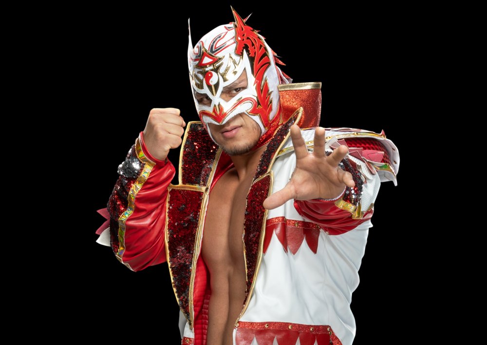 EsPejman's tweet photo. Is @dragonlee95 unhappy with his situation? Of course he is! Management is literally wasting his talent. No meaningful storyline, no singles title, not even the slightest sign of a serious plan for his future.
@TripleH @TKOGrp
#WWEMITB #AnneYarısı #HalefKöklerinÇağrısı #WWERaw https://t.co/c4ASB1sgQk
