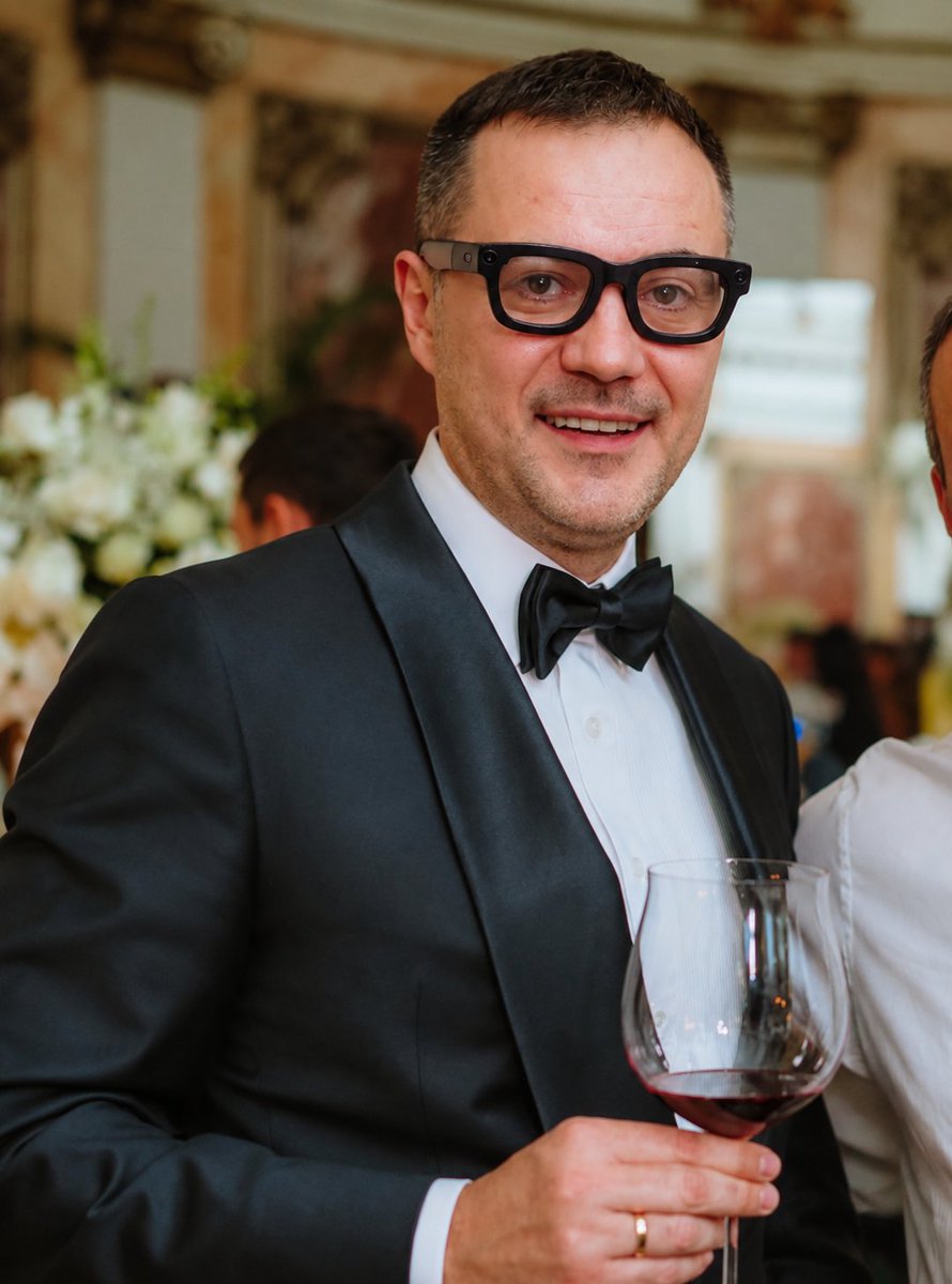 ninolicno's tweet photo. Cmolicu,opet si pomesao tablete i vino, haluciniras :)
POBEDICE UJEDINJENA SRBIJA!!! 
@lukalicno https://t.co/se6KvWbiGZ