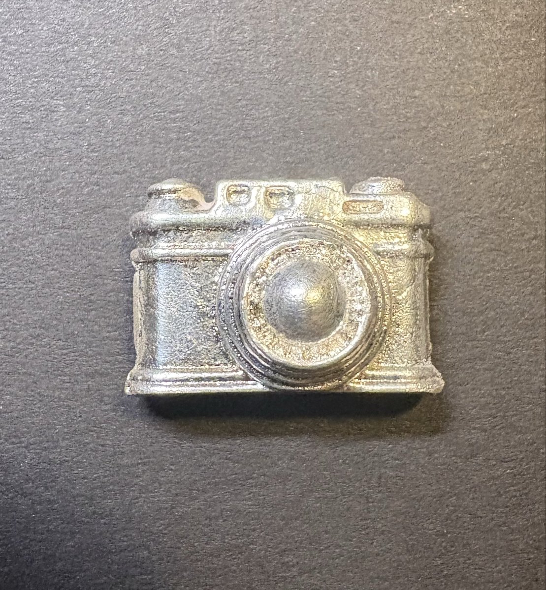 BugOutBullion's tweet photo. Say “Squeeze”.
21 gram Camera with .999mm Film. 📷 💥 🎞️ https://t.co/aIbSSx8mds