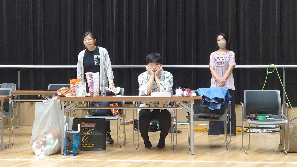 HiroyaOkada's tweet photo. 稽古場絵日記 https://t.co/x48XYQP75a