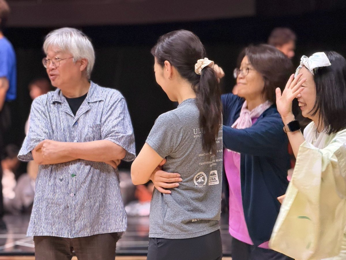 HiroyaOkada's tweet photo. 稽古場絵日記 https://t.co/x48XYQP75a