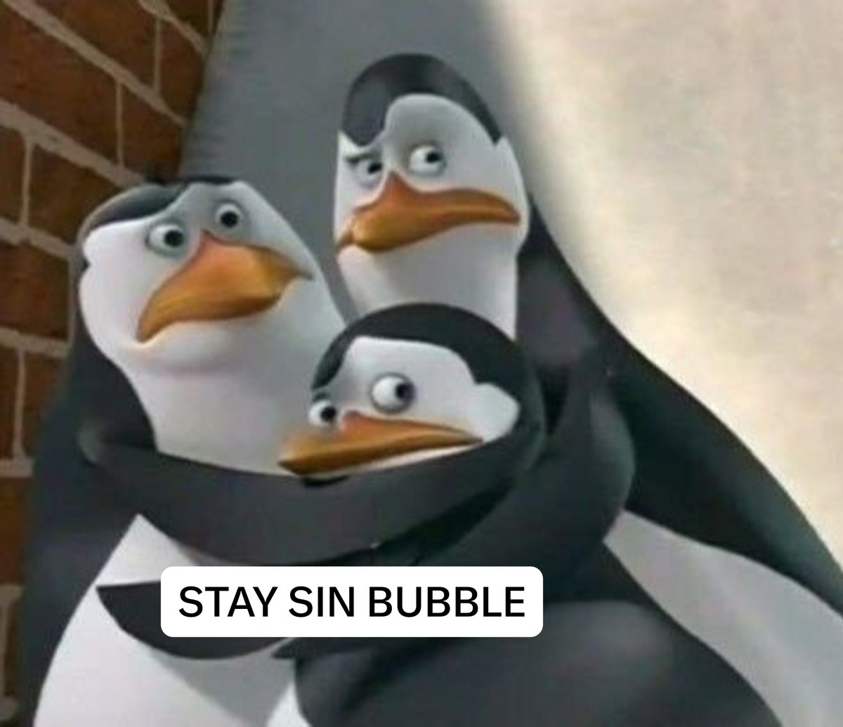 Shenzhha's tweet photo. Con que el Chan se enteró que suben las fotos de bubble al insta y tw y ahora quiere dejarnos sin fotos????

Cómo le gusta pelear a ese ser humano https://t.co/x1w2nSi0dG