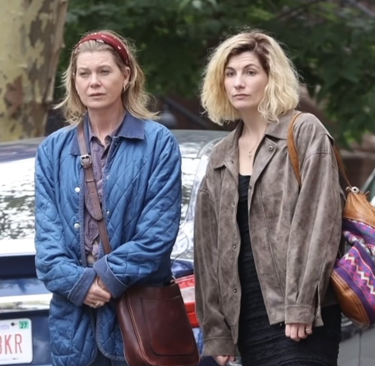 sophietheotter's tweet photo. jodie filming chicks!!!! the blonde hair she’s giving 13 😭😭😭😭 https://t.co/a36t1iSKPG
