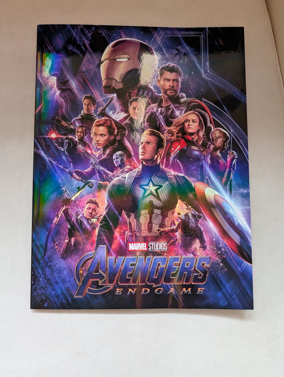 AHigashib's tweet photo. パンフレットも買うよね
（MARVELはエンドゲーム以降観始めた） https://t.co/We2xTZv9Qw