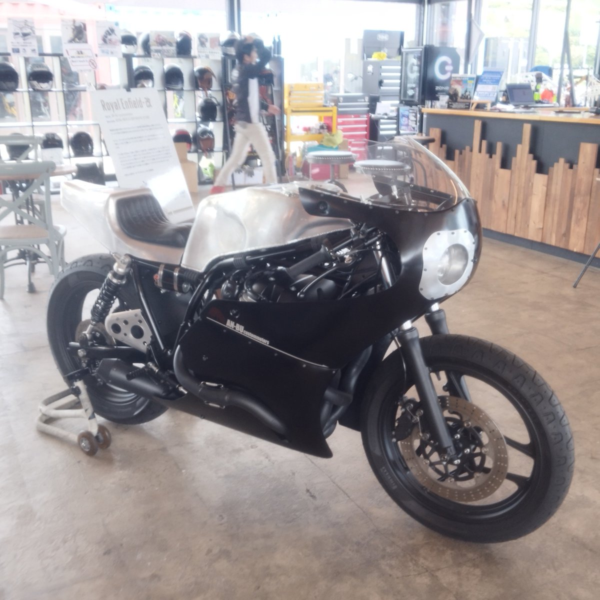 WwUpxDF280xbGoU's tweet photo. 昨日は2日遅れの私的ONE RIDE
エンフィたくさん展示中
#ロイヤルエンフィールド
#RoyalEnfield
#oneride2026 https://t.co/3eCC50Zkkz