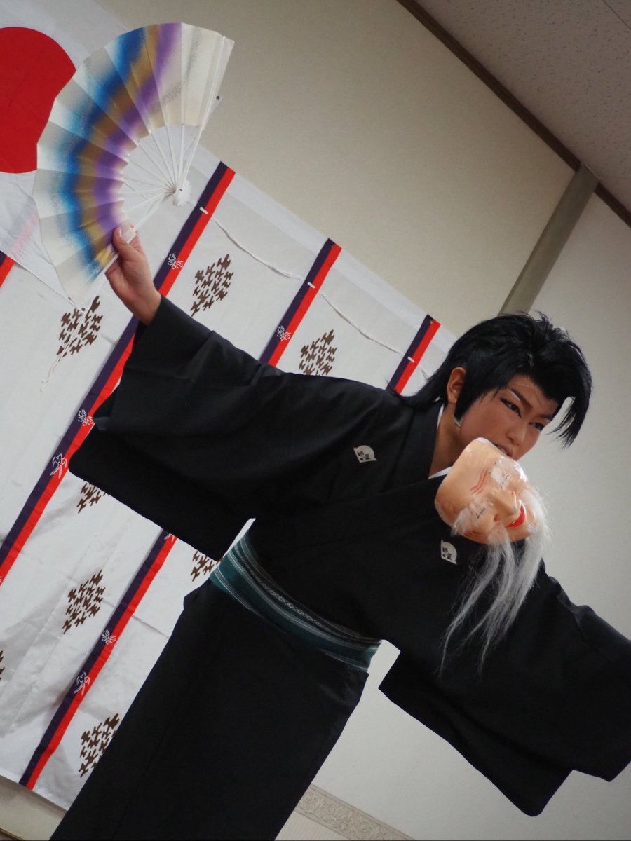 love135na's tweet photo. 【軽米月山神社⛩️ 9/6】

2枚目📸大空斗ｸﾝが潜んでる！笑

色んな表情、表現で
会場を盛り上げてるれいｸﾝ、
すごいよ👏✨️

 #錦流
 #錦れい
 #錦兄弟 https://t.co/yzuNcz2O8y