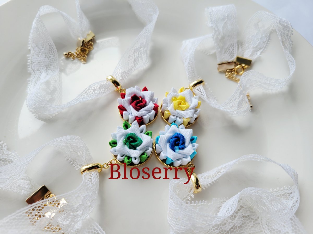 bloserry's tweet photo. #コレクター魂が騒ぎ出す

ころんと可愛い薔薇咲くタルトシリーズは
思わず集めたくなっちゃうかも。

コーデにあわせて変えたり、
首や耳に推し色をそっとしのばせたり。 https://t.co/6ekclVoknI