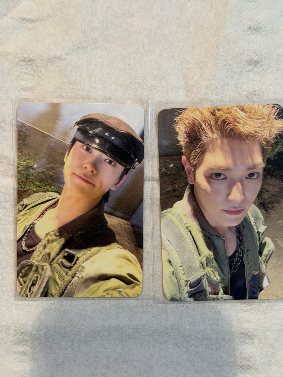 maemoe2525's tweet photo. @nctzen127koukan 初めまして。
こちらの2枚と同種ヘチャン2枚数の交換は可能でしょうか？ https://t.co/IMqllCa4dZ