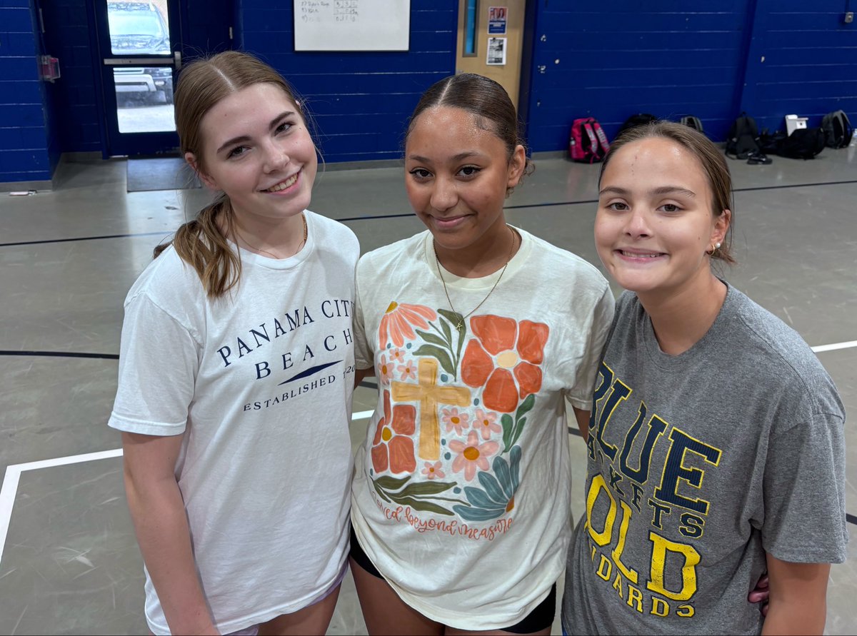 Lady_BruinHoops's tweet photo. Great work today ladies!!!
We are so close to the season ahead and I can’t wait. ❤️🏀

Go Lady Bruins! https://t.co/EbsiORxPvj