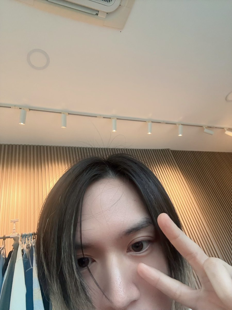 T_Aiemkumchai's tweet photo. ✌🏻 #PonThanapon https://t.co/FCpeD6iwBE