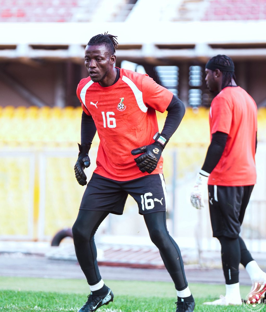 GhanaBlackstars's tweet photo. 🧤 Goalkeepers’ Union! 🇬🇭

#BlackStars https://t.co/STssJ8lJVQ