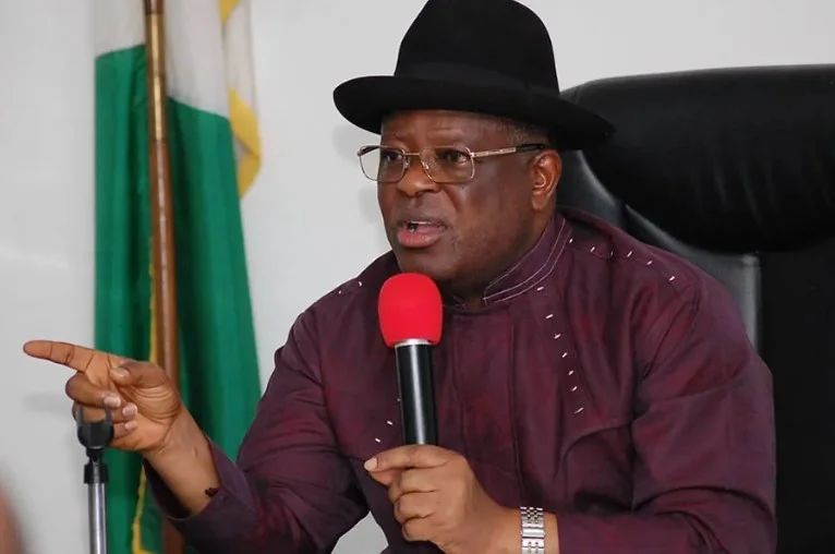 MobilePunch's tweet photo. 𝗙𝗚 𝗽𝗹𝗮𝗻𝘀 4,000 𝗶𝗻𝗳𝗹𝘂𝗲𝗻𝗰𝗲𝗿𝘀 𝘁𝗼 𝘀𝗵𝗼𝘄𝗰𝗮𝘀𝗲 𝗶𝗻𝗳𝗿𝗮𝘀𝘁𝗿𝘂𝗰𝘁𝘂𝗿𝗲 𝗽𝗿𝗼𝗷𝗲𝗰𝘁𝘀

𝗥𝗲𝗮𝗱 𝗠𝗼𝗿𝗲: https://t.co/6niV0QHfGQ https://t.co/DXpIYecuCW