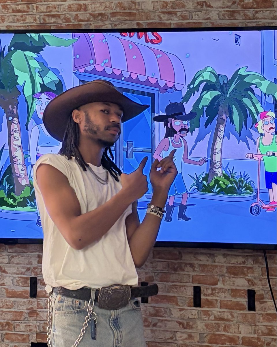 DMAHDNES's tweet photo. Me in the latest episode of President Curtis on @adultswim 🤣 https://t.co/NljYTSkeCQ