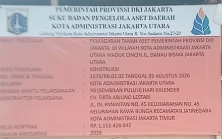 HrDidit's tweet photo. @pramonoanung 

Proyek Pagar Aset BPAD Jakut Disorot Material Masuk Saluran, Kemana Kontraktor dan Pengawas? https://t.co/ELiufbiUeL https://t.co/fBbL33R8EJ